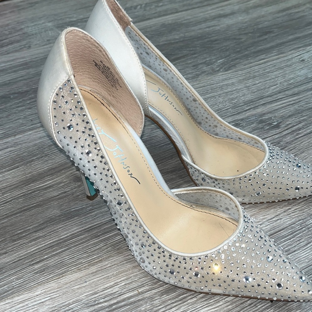 Betsey Johnson White Rhinestone Heels *Wedding Collection* size 7M